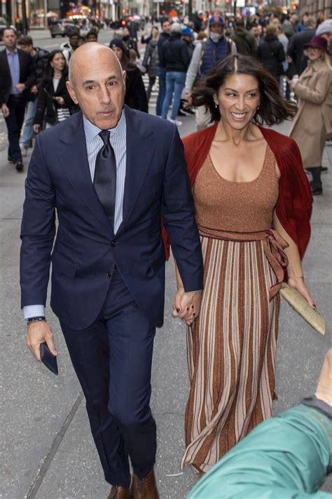 shamin abas and matt lauer|Matt Lauer Holds Hands With Girlfriend Shamin Abas。